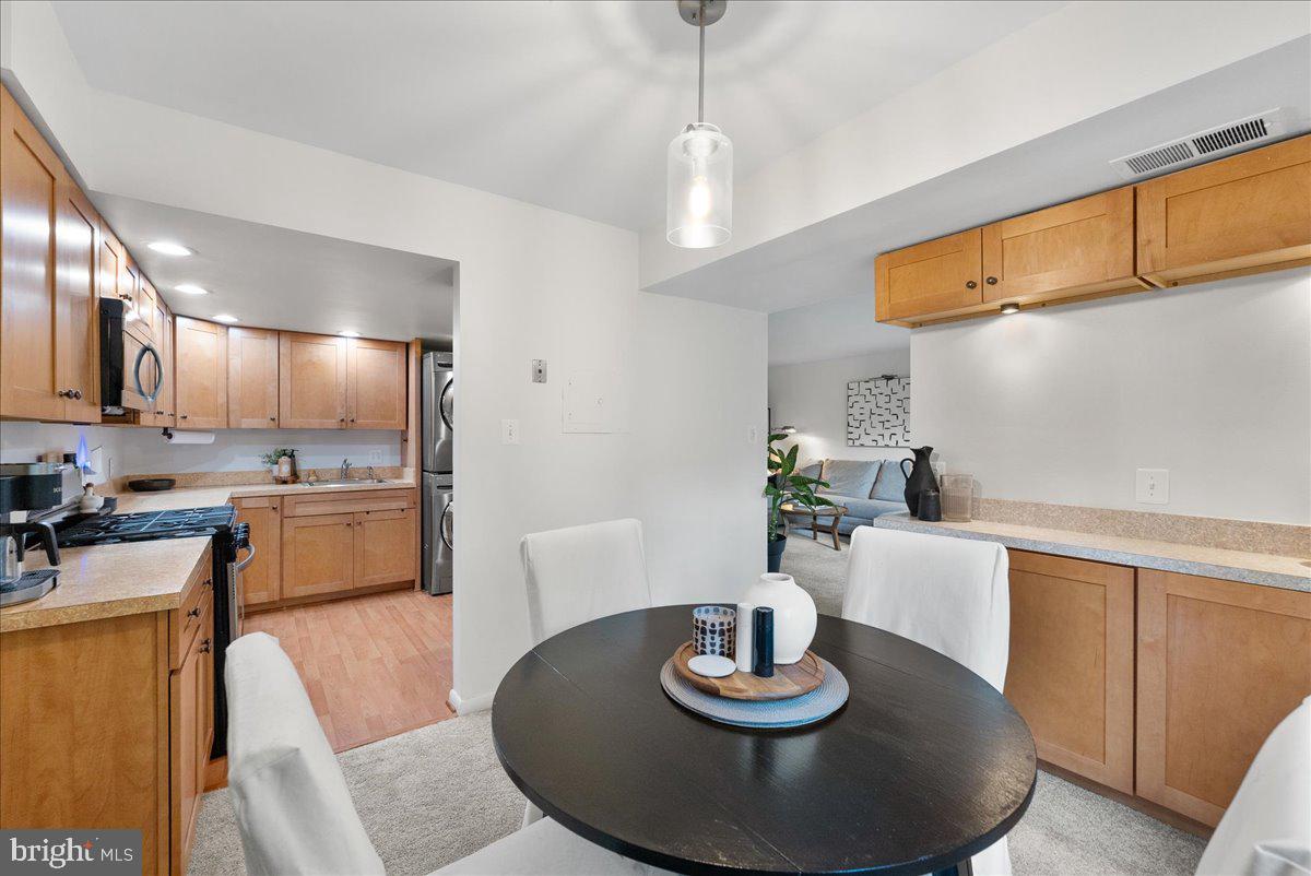 1418 Northgate Square Reston, VA 20190 - Photo 10 of 27