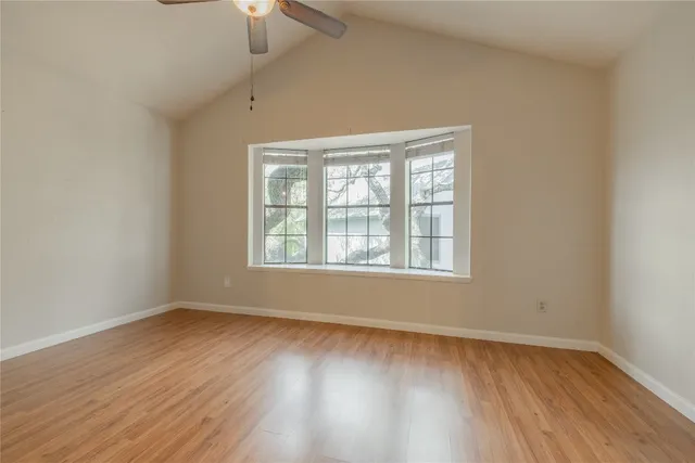 $1,600 | 1411 Gracy Farms Lane, Unit 121, Austin, TX 78758