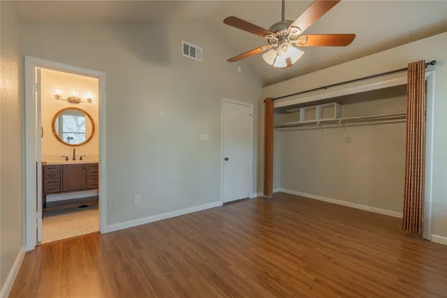 $1,600 | 1411 Gracy Farms Lane, Unit 121, Austin, TX 78758