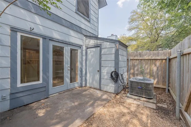 $1,600 | 1411 Gracy Farms Lane, Unit 121, Austin, TX 78758