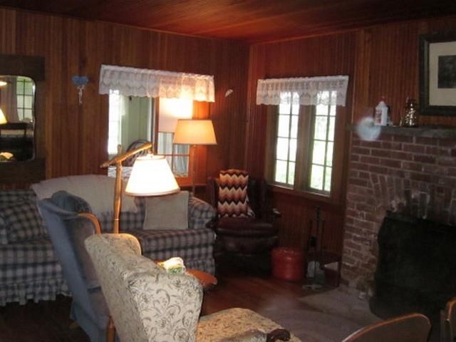 6374 South Dunns Farm Road Maple City, MI 49664 - Photo 13 of 20 1814553-12.JPG