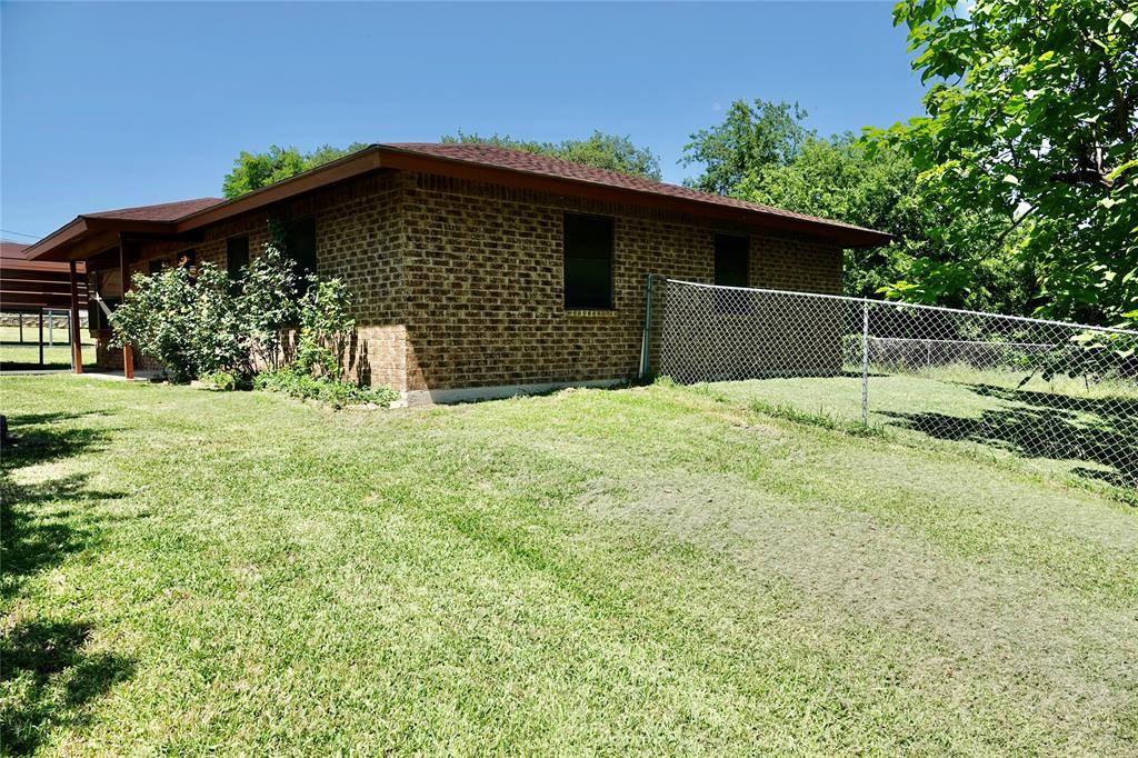 1402 Allen Road Goldthwaite, TX 76844 - Photo 5 of 28