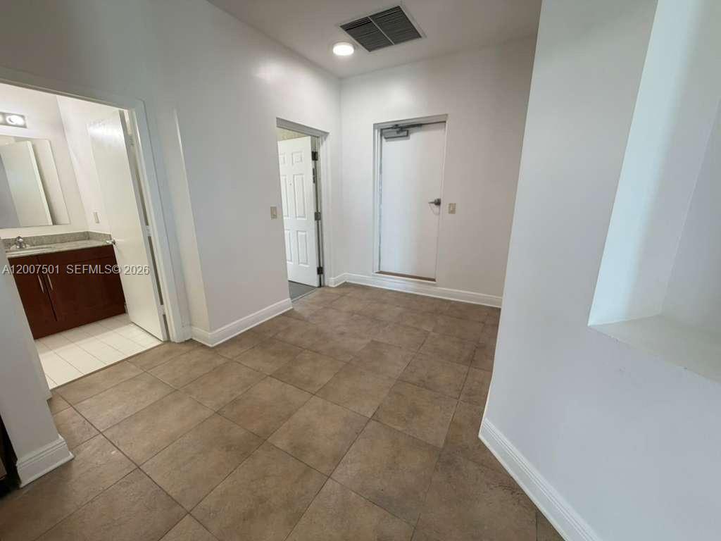 7275 Southwest 90th Street, Unit C719 Miami, FL 33156 - Photo 11 of 27