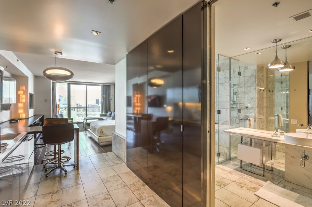 4381 West Flamingo Road, Unit 35318 Las Vegas, NV 89103 - Photo 11 of 38