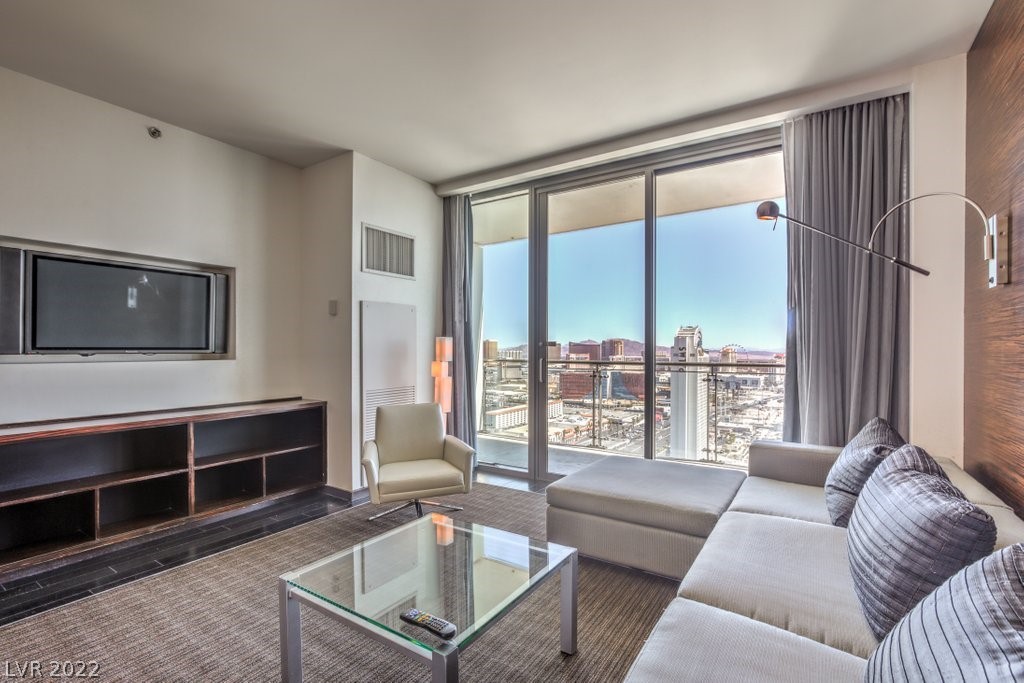 4381 West Flamingo Road, Unit 35318 Las Vegas, NV 89103 - Photo 17 of 38