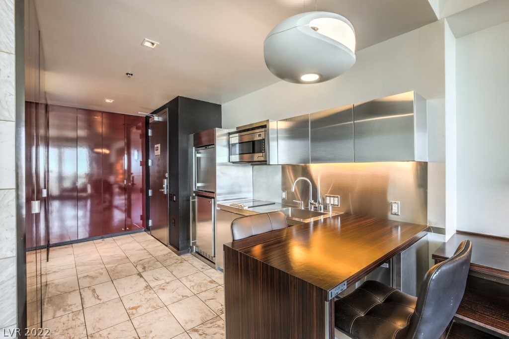 4381 West Flamingo Road, Unit 35318 Las Vegas, NV 89103 - Photo 8 of 38