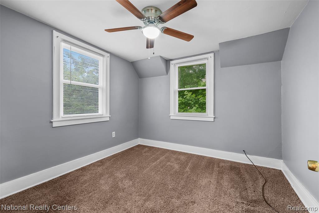 686 North Perry Street Pontiac, MI 48342 - Photo 22 of 26