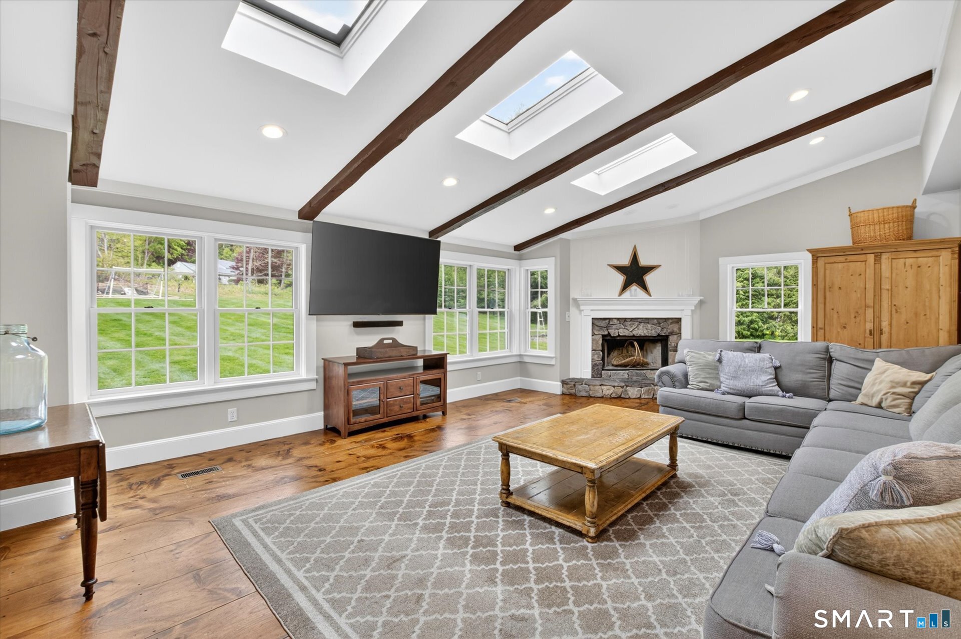50 Fox Den Road Simsbury, CT 06092 - Photo 4 of 40