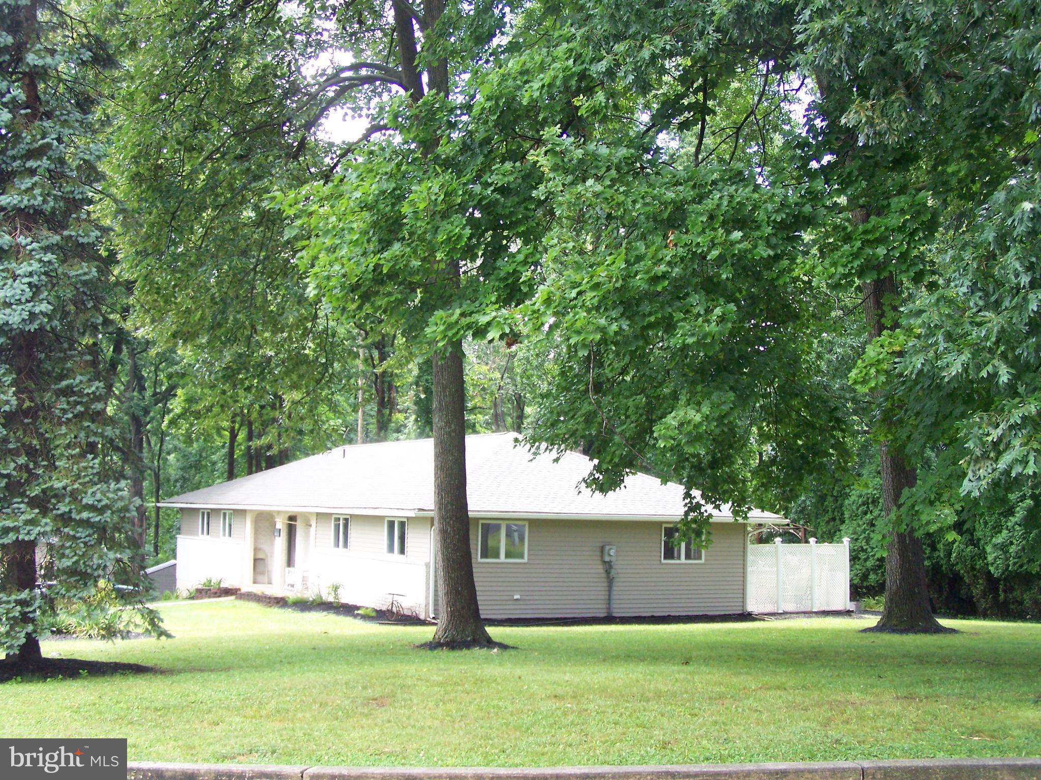 2500 Berkley Road Reading, PA 19605 - Photo 2 of 25 Exterior Side