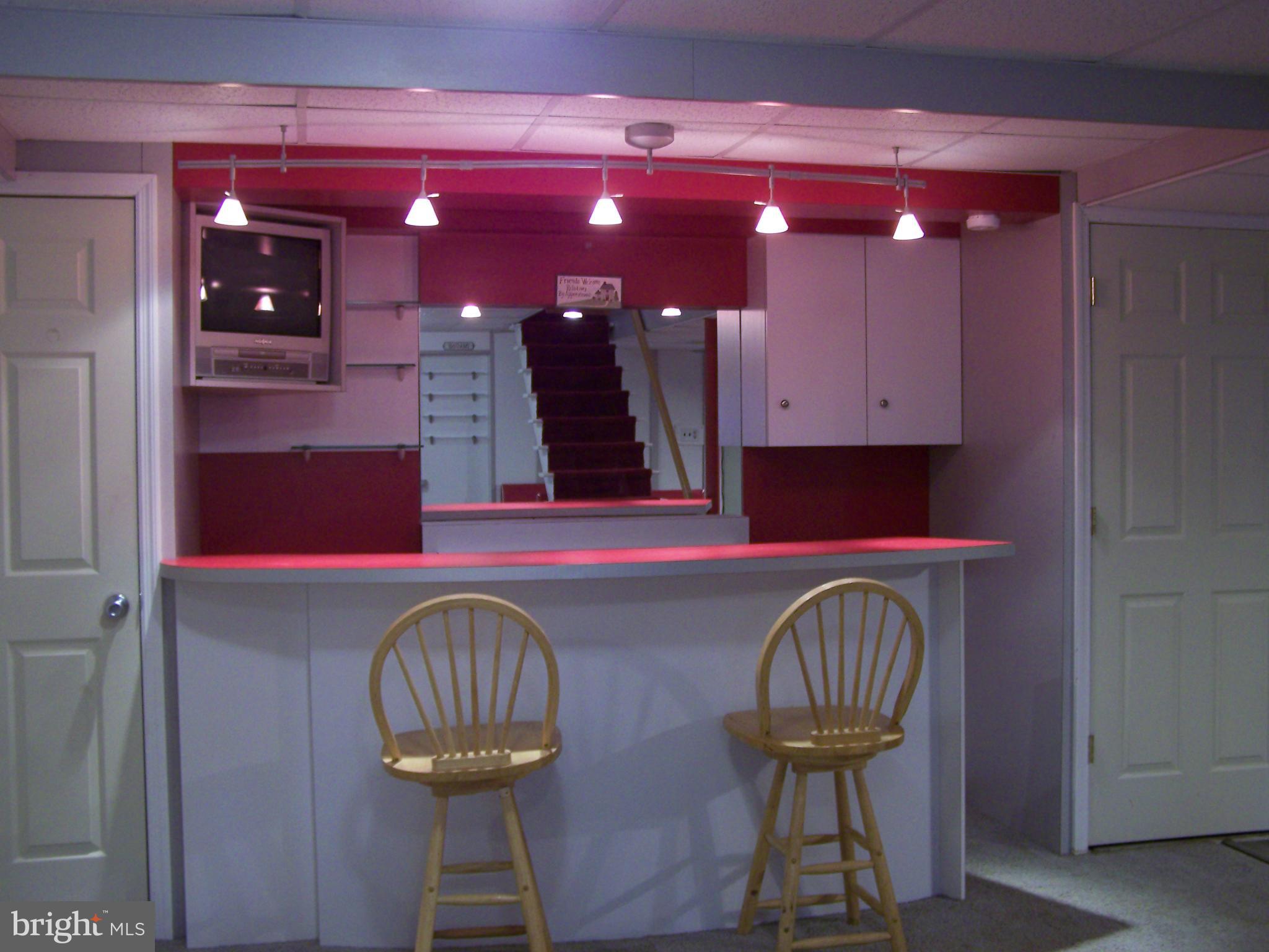 2500 Berkley Road Reading, PA 19605 - Photo 22 of 25 Bar Area in LL Family Rm - 2 chairs remain
