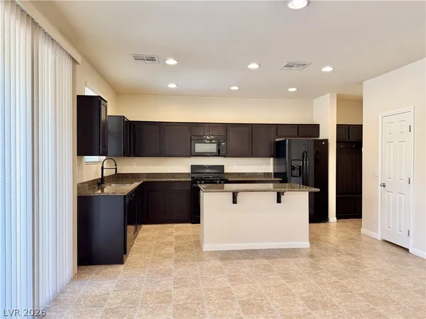 $2,550 | 791 White Dogwood Court, Las Vegas, NV 89148