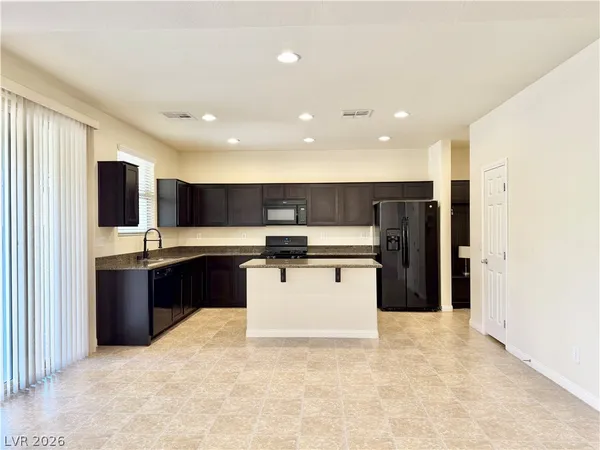 $2,550 | 791 White Dogwood Court, Las Vegas, NV 89148