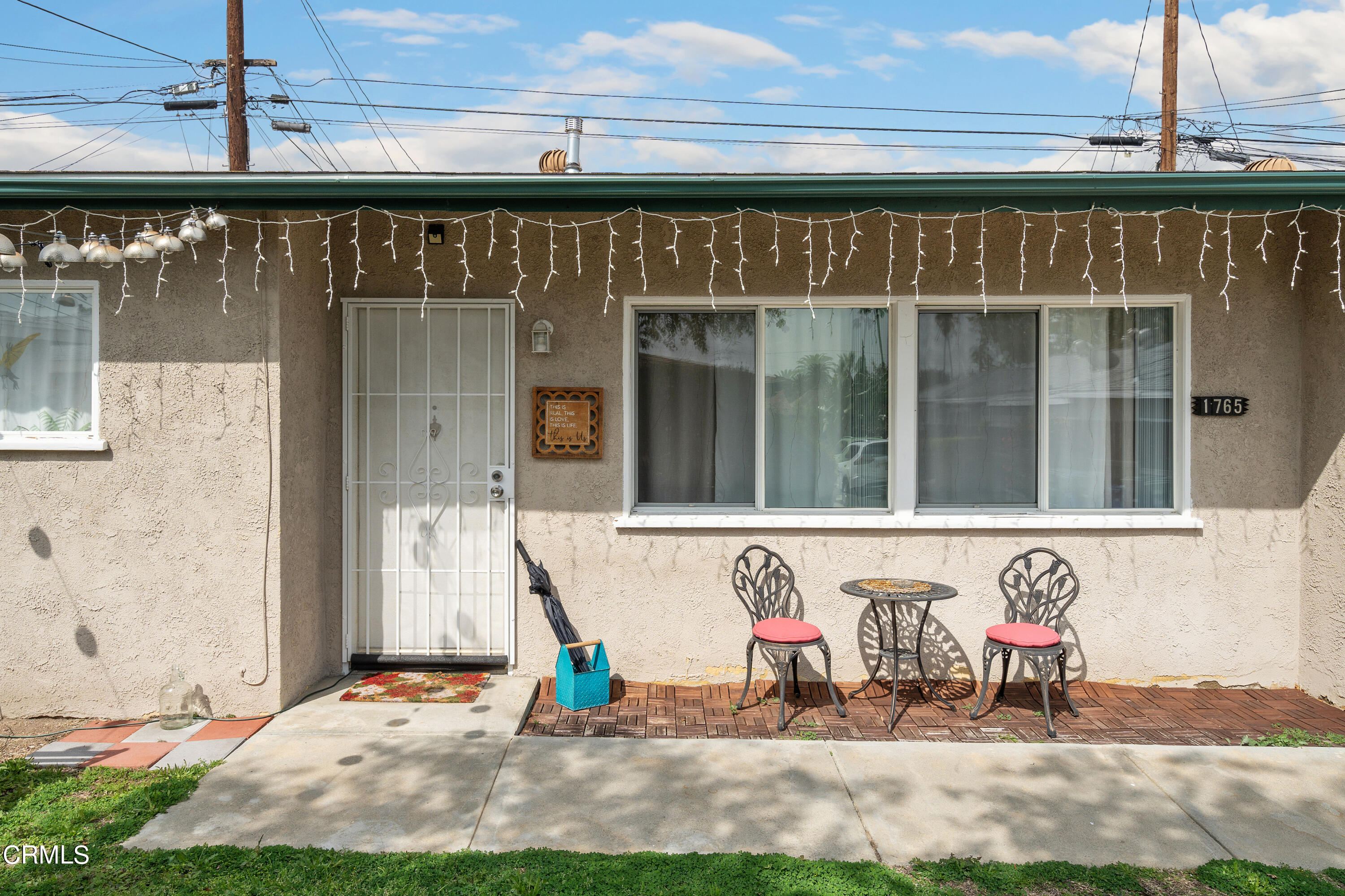 1761 Atchison Street Pasadena, CA 91104 - Photo 30 of 30 a front view of a house with a yard