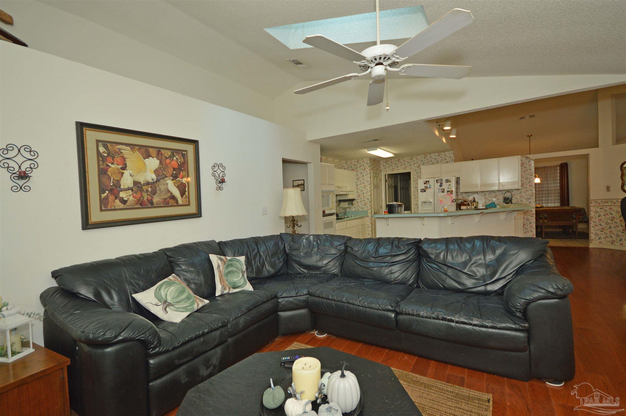 5424 Rowe Trail Pace, FL 32571 - Photo 12 of 48 Gallery Image 12