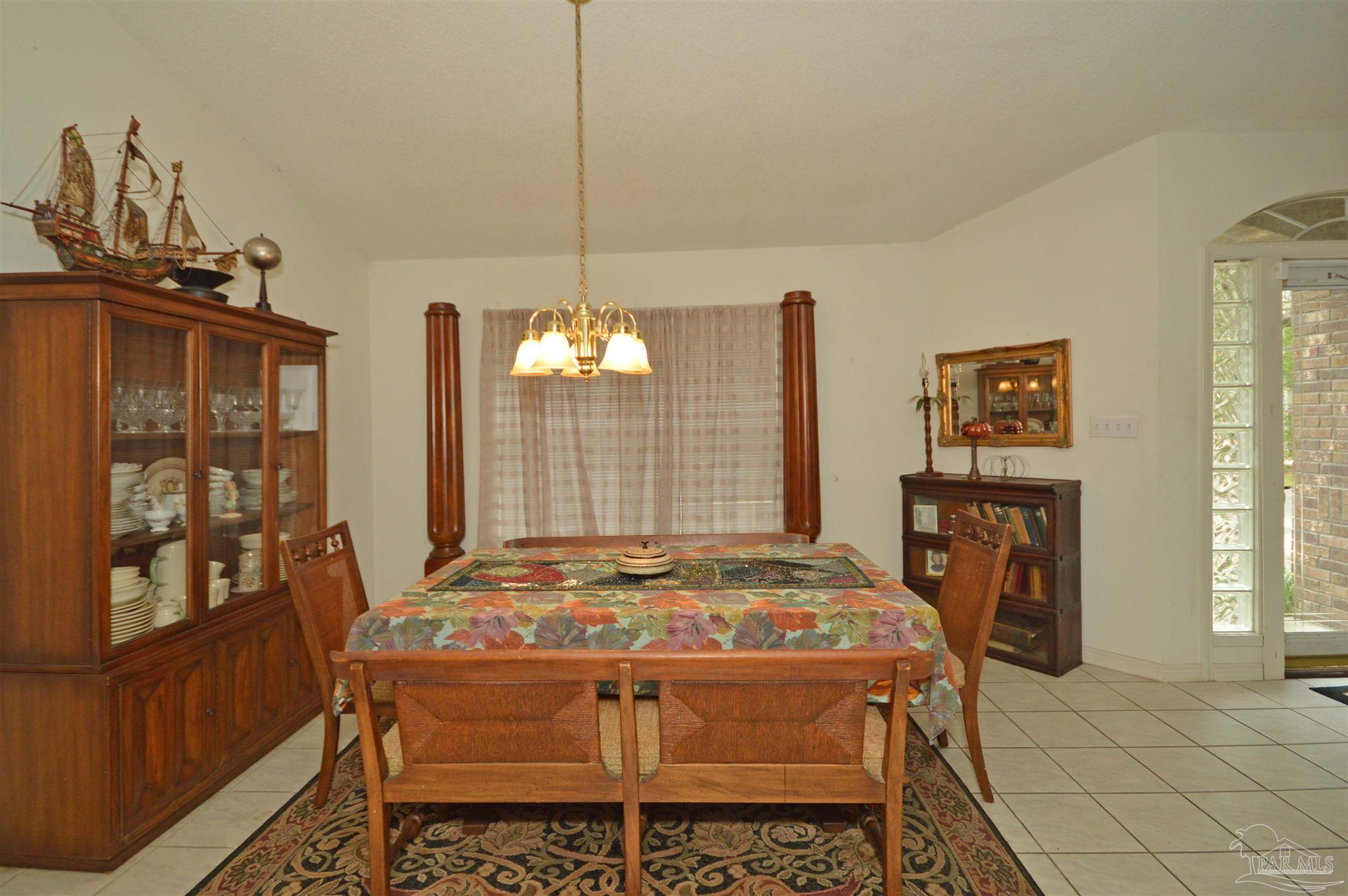 5424 Rowe Trail Pace, FL 32571 - Photo 8 of 48 Gallery Image 8