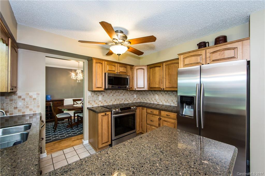 8701 Stratton Farm Road Huntersville, NC 28078 - Photo 7 of 23