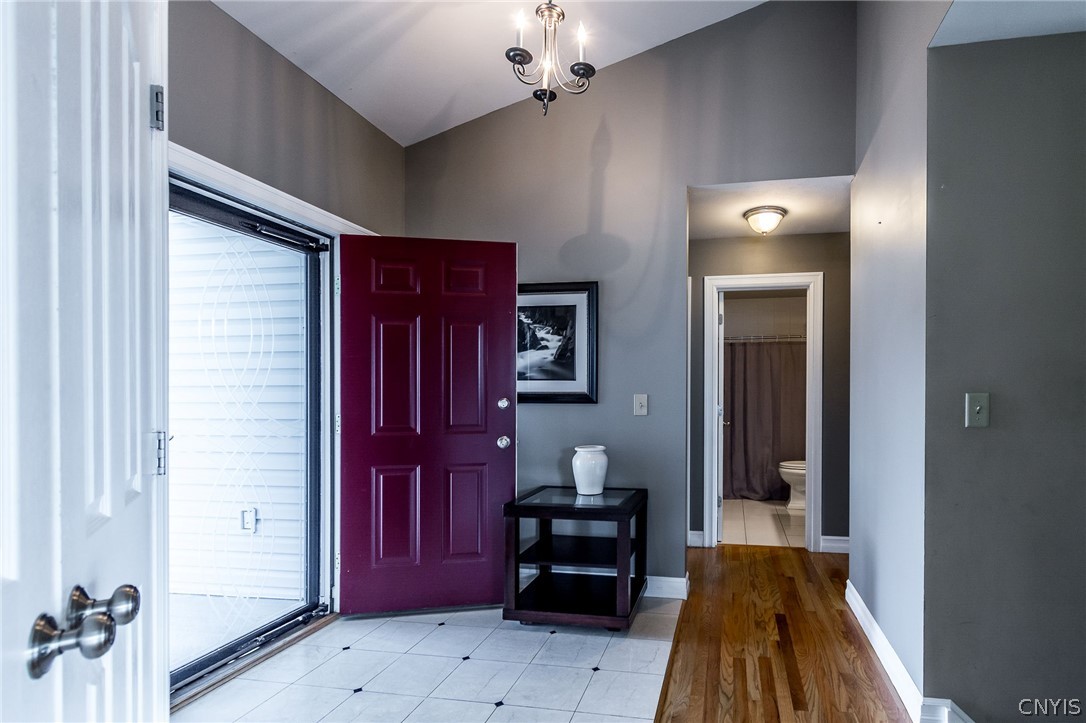 3799 Pegasus Circle Camillus, NY 13209 - Photo 12 of 42 Foyer