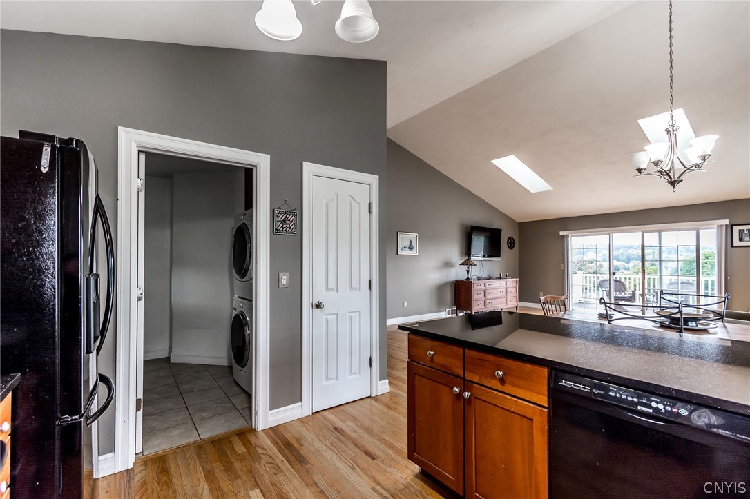 3799 Pegasus Circle Camillus, NY 13209 - Photo 18 of 42 Kitchen