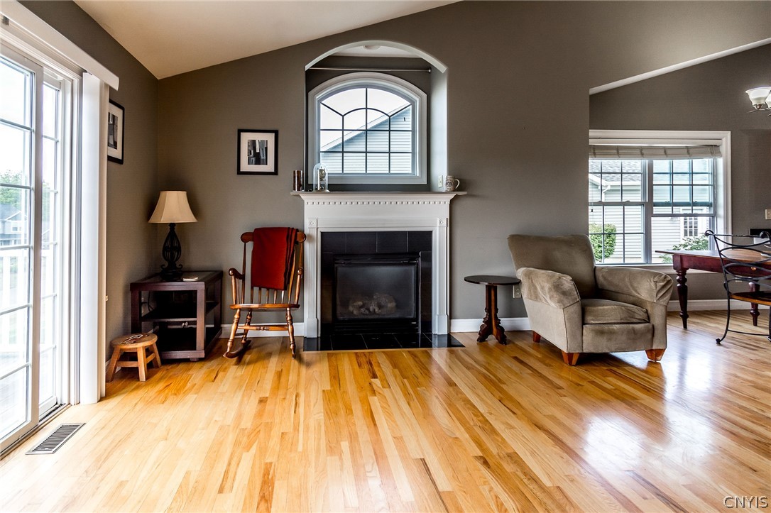 3799 Pegasus Circle Camillus, NY 13209 - Photo 23 of 42 Great Room