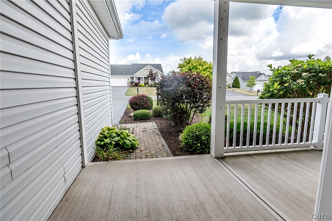3799 Pegasus Circle Camillus, NY 13209 - Photo 9 of 42 Front Porch