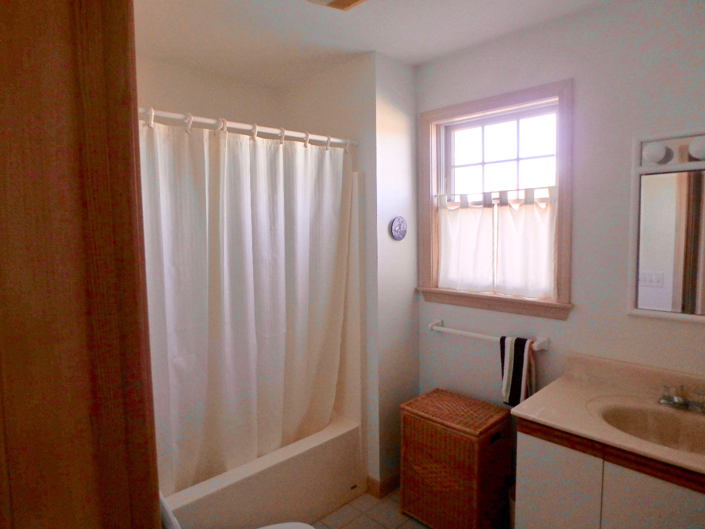 9 West Farm Road West Tisbury, MA 02568 - Photo 10 of 23 Gallery Image 10