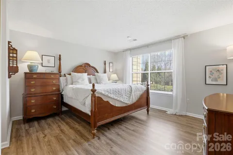 $317,750 | 5007 Sharon Road, Unit P, Charlotte, NC 28210