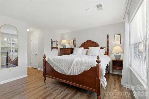 $317,750 | 5007 Sharon Road, Unit P, Charlotte, NC 28210