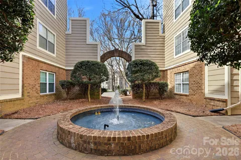 $317,750 | 5007 Sharon Road, Unit P, Charlotte, NC 28210