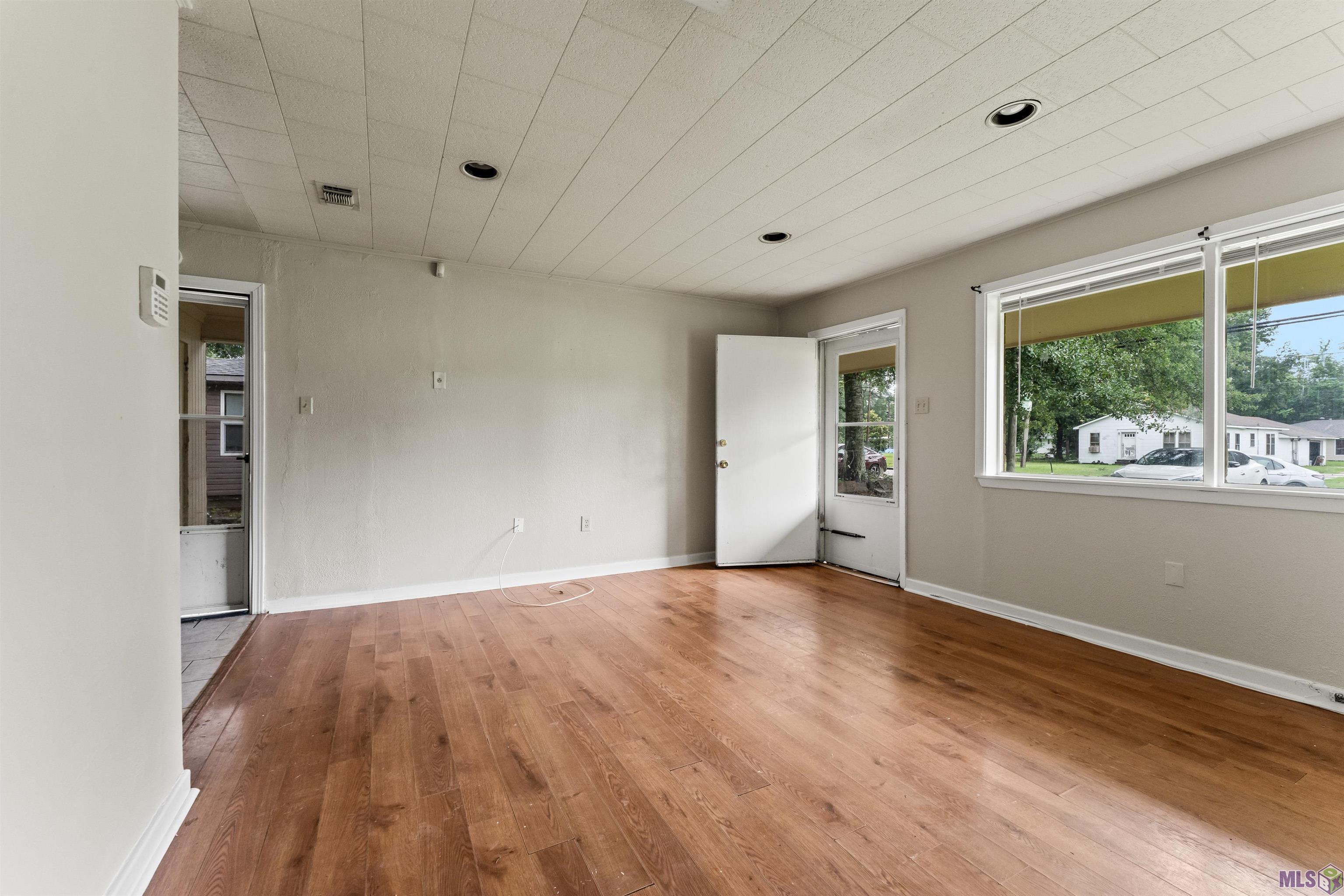 2421 Mchugh Road Baker, LA 70714 - Photo 4 of 17