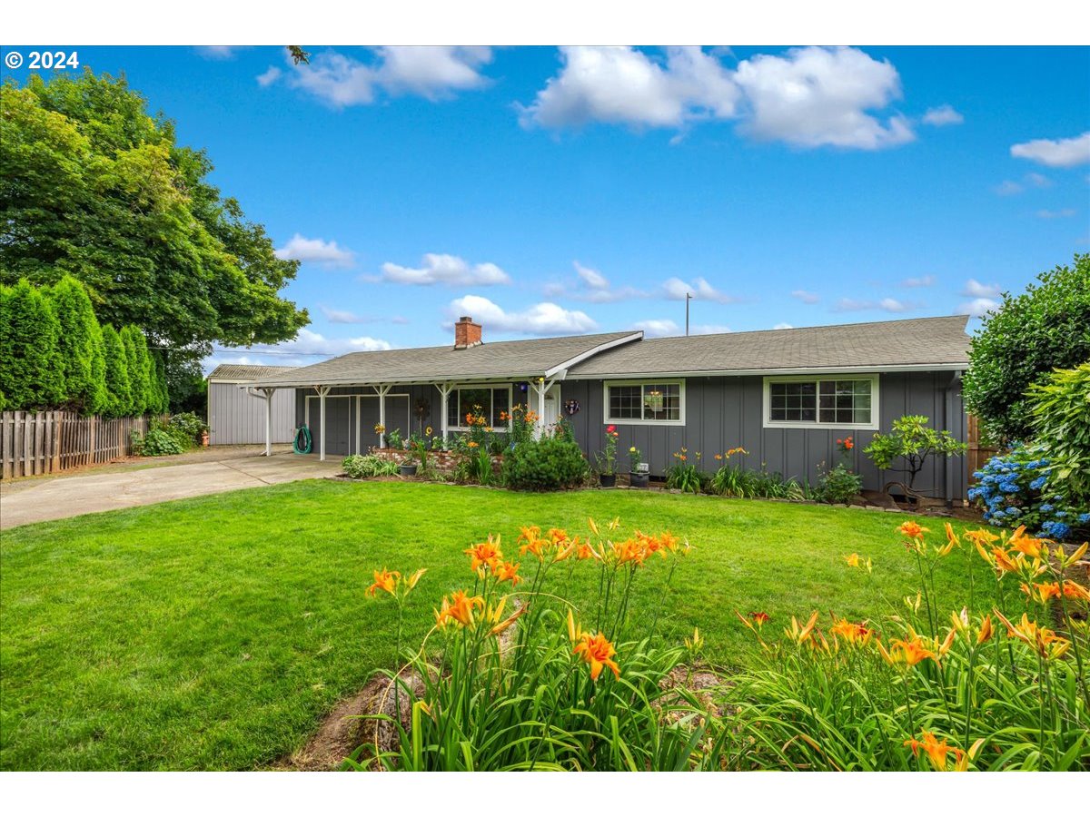 8394 Cason Road Gladstone, OR 97027 - Photo 3 of 38 Gallery Image 3