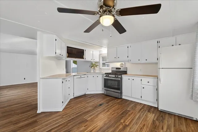 $68,000 | 3110 East Chattaroy Road, Unit 48, Chattaroy, WA 99003