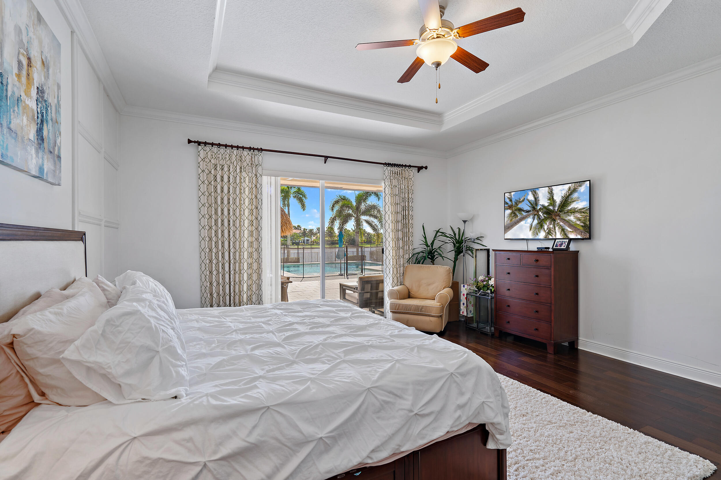 112 Manor Circle Jupiter, FL 33458 - Photo 19 of 59 Primary Bedroom