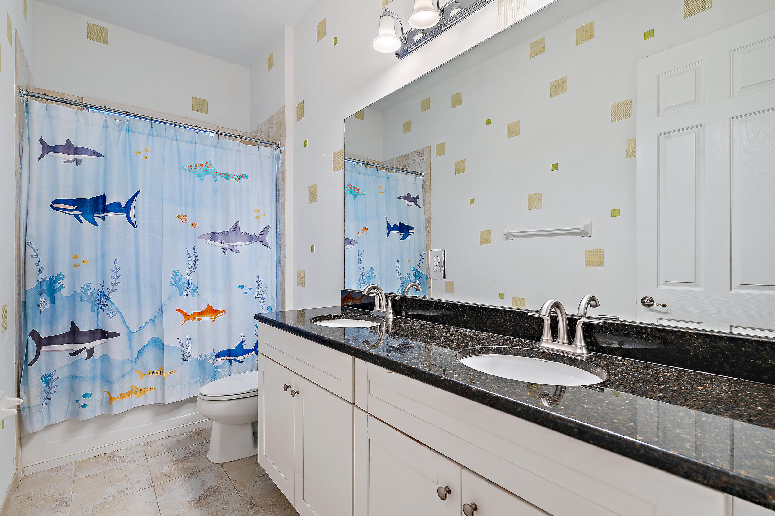 112 Manor Circle Jupiter, FL 33458 - Photo 30 of 59 Guest Bathroom