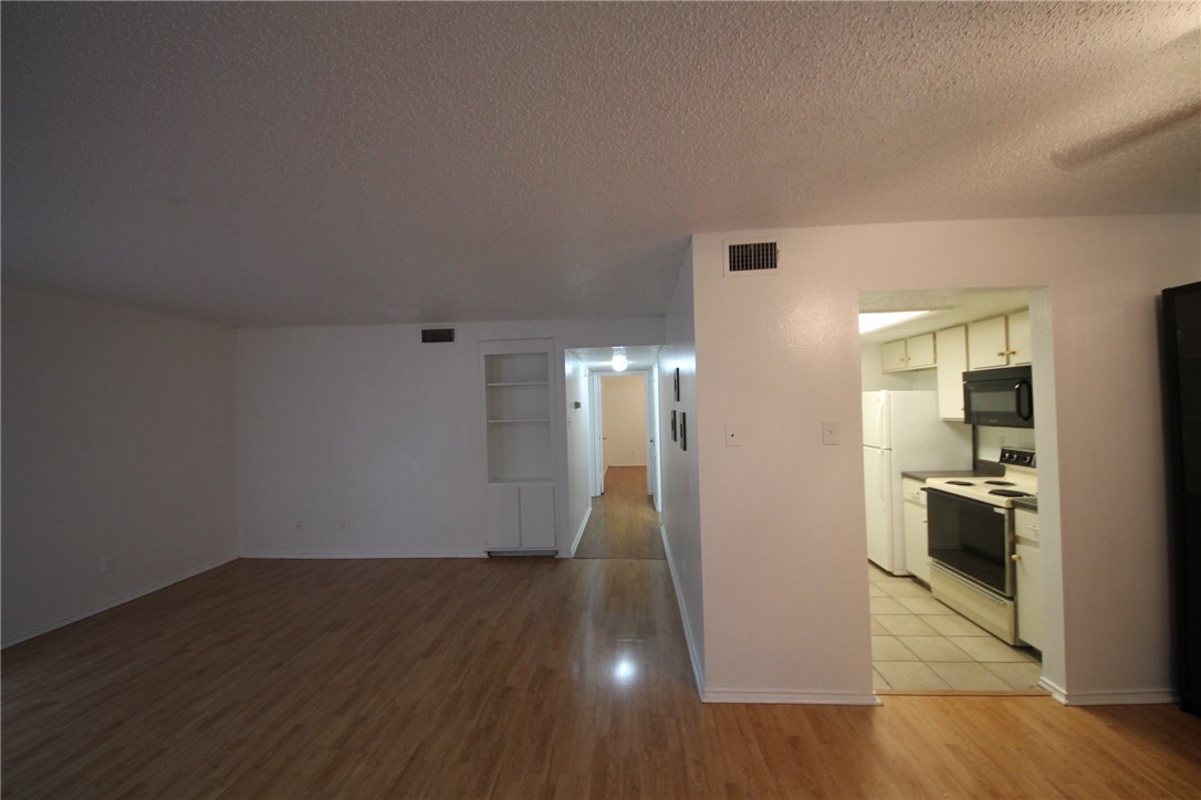 2401 Leon Street, Unit 200 Austin, TX 78705 - Photo 2 of 10