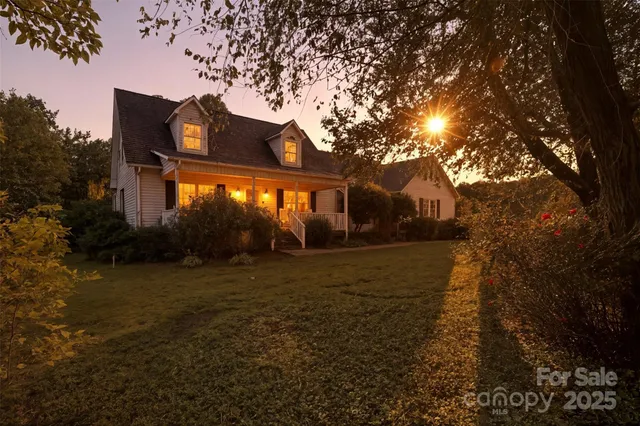 $484,900 | 207 North Milford Drive, Salisbury, NC 28144