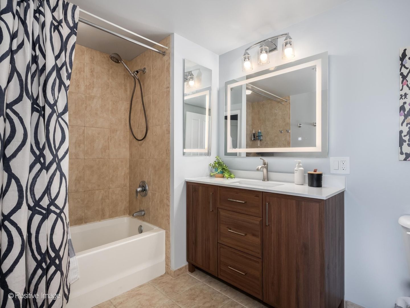 4848 North Sheridan Road, Unit 308 Chicago, IL 60640 - Photo 16 of 23 Gallery Image 16