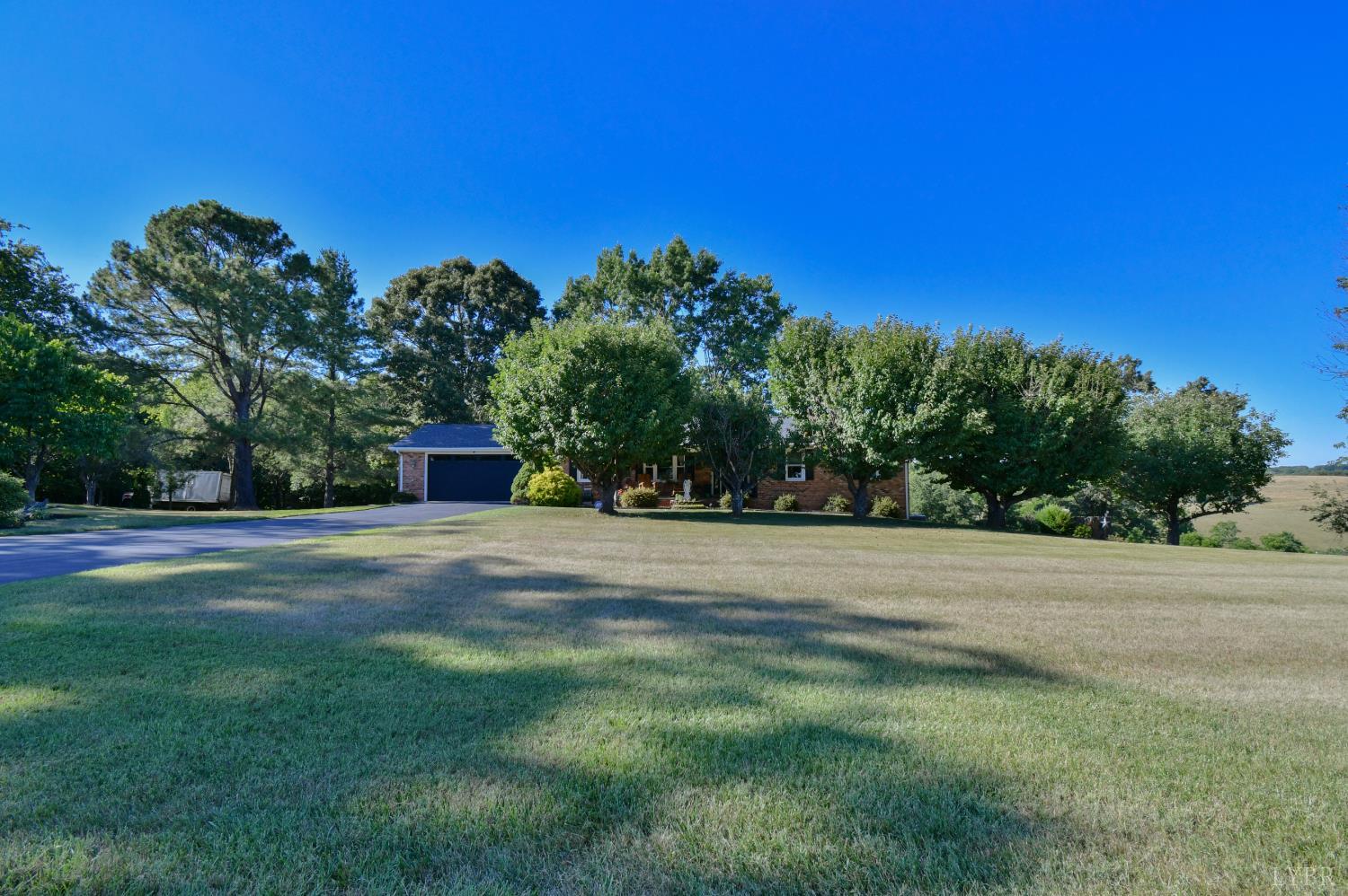6481 Stewartsville Road Moneta, VA 24121 - Photo 2 of 81