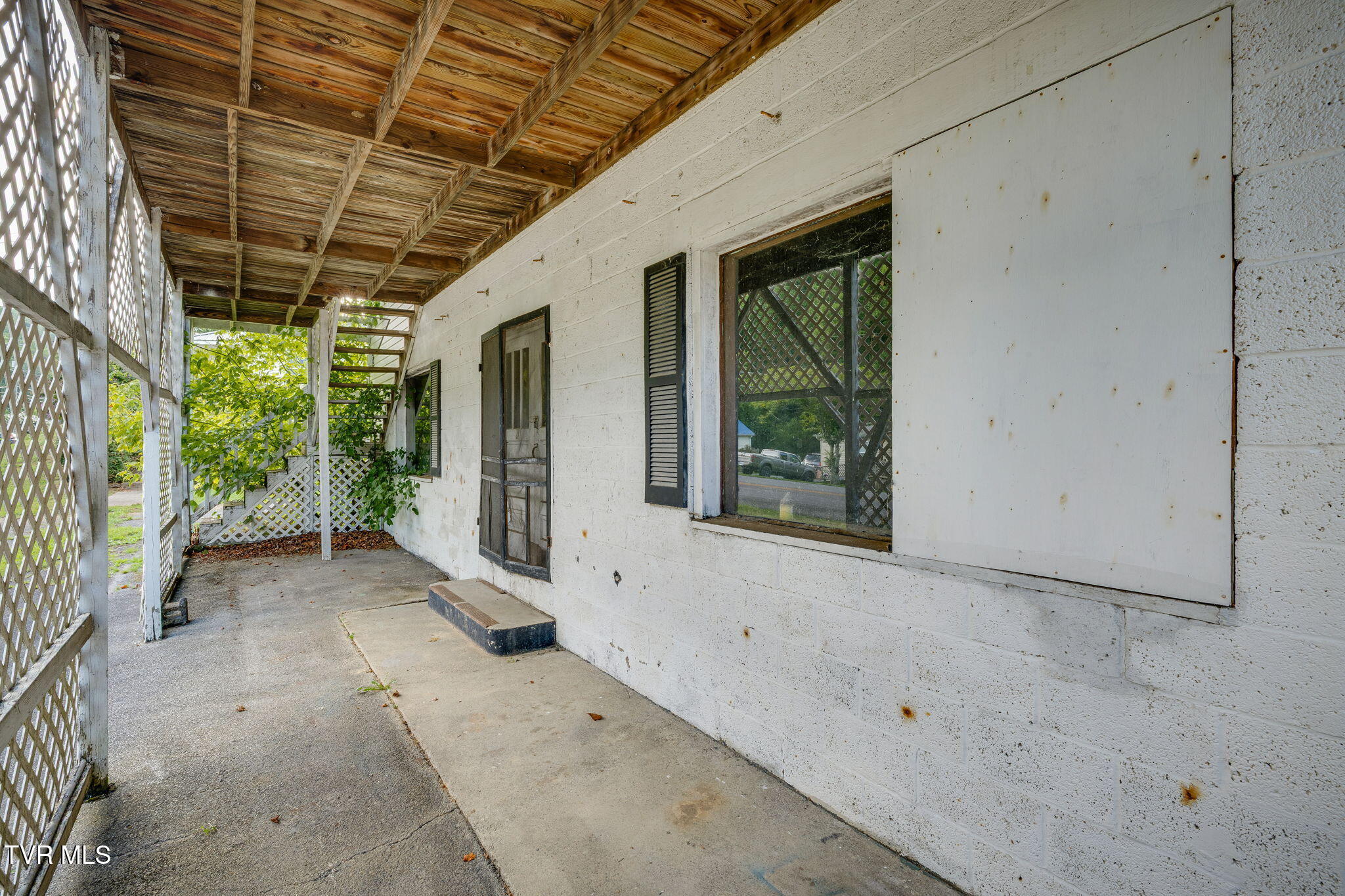 4744 Yuma Road Gate City, VA 24251 - Photo 5 of 37 004