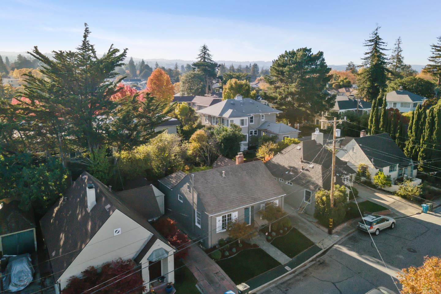 414 Williams Place San Mateo, CA 94401 - Photo 27 of 32 an aerial view of multiple house