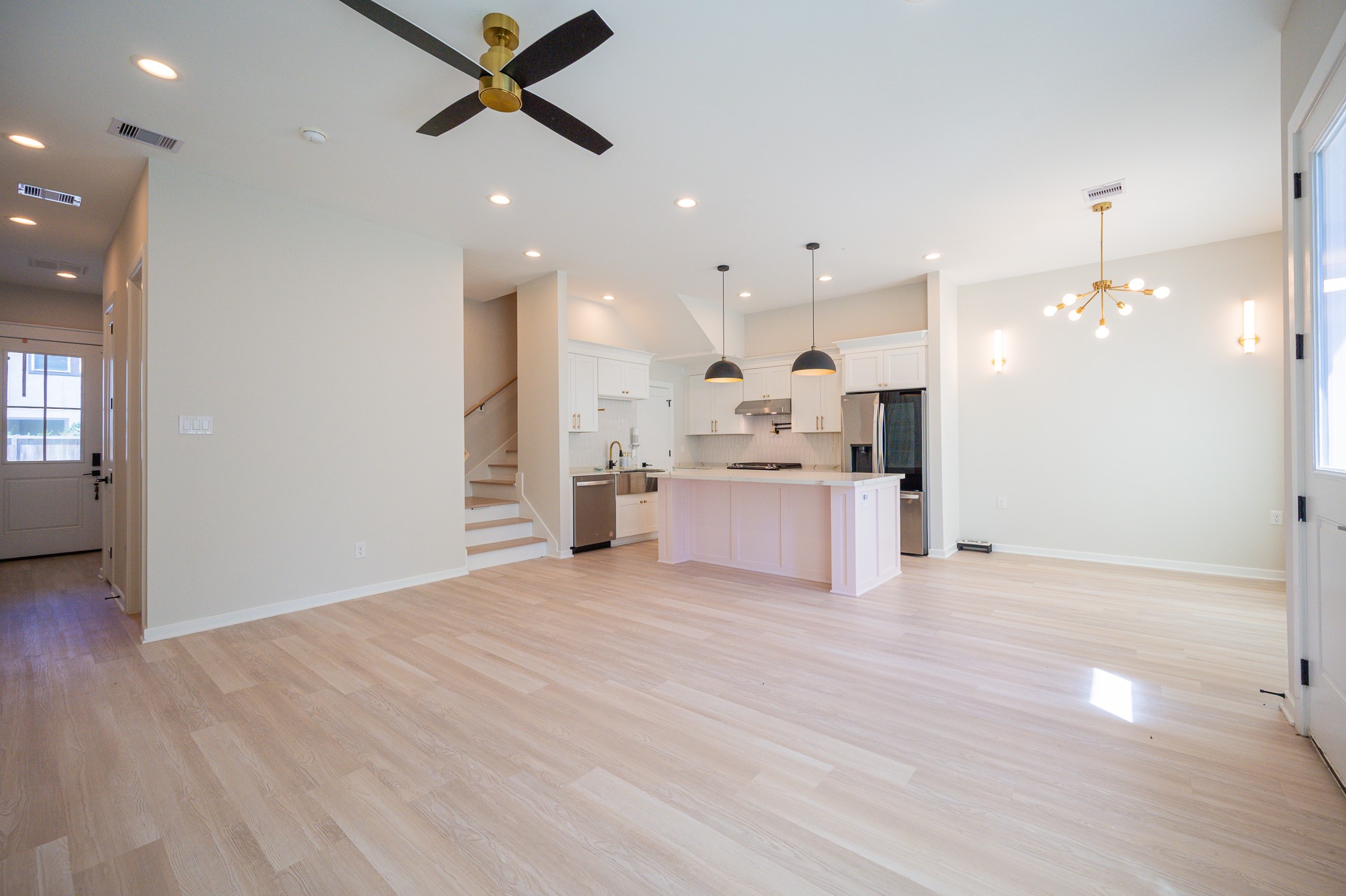 2032 West Tidwell Road Houston, TX 77091 - Photo 11 of 39 Gallery Image 11