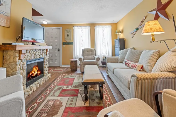 $235,000 | 67 Bourn Brook Road, Unit 53, Manchester, VT 05255