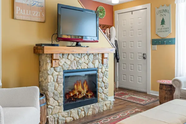 $235,000 | 67 Bourn Brook Road, Unit 53, Manchester, VT 05255