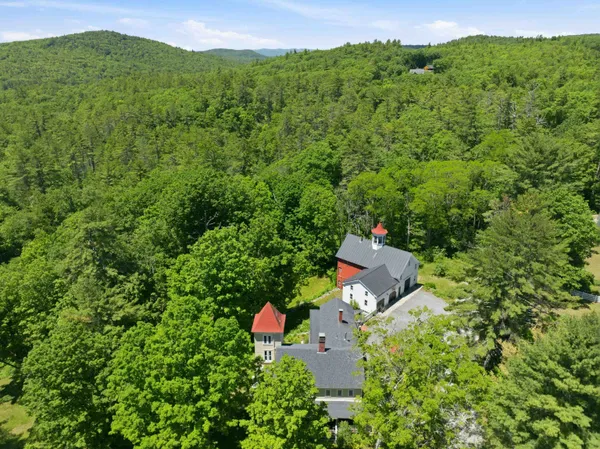 $949,000 | 183 Waterloo Street, Warner, NH 03278