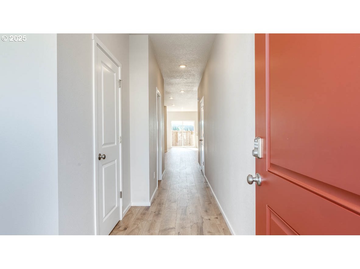 3576 Southwest 36th Street Gresham, OR 97080 - Photo 7 of 25