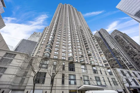 $2,250 | 401 East Ontario Street, Unit 3004, Chicago, IL 60611