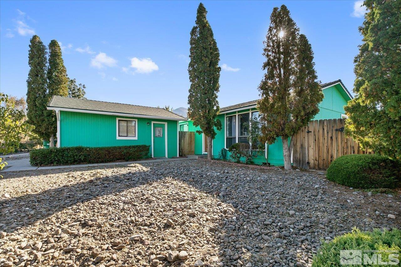 8305 Cub Court Reno, NV 89506 - Photo 4 of 16 Photo 4