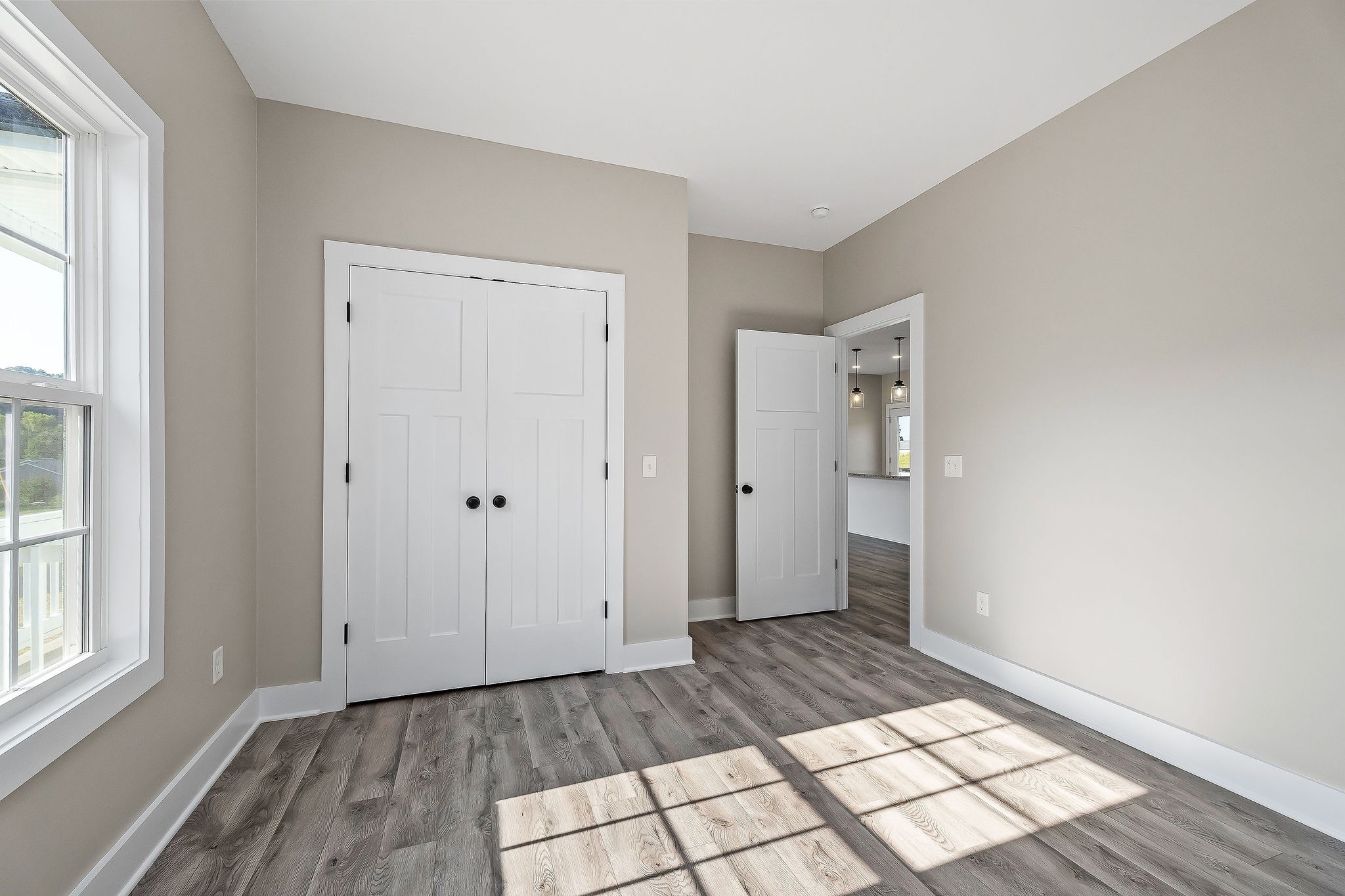912 Frank Anderson Road Sparta, TN 38583 - Photo 19 of 28 a view of an empty room and window