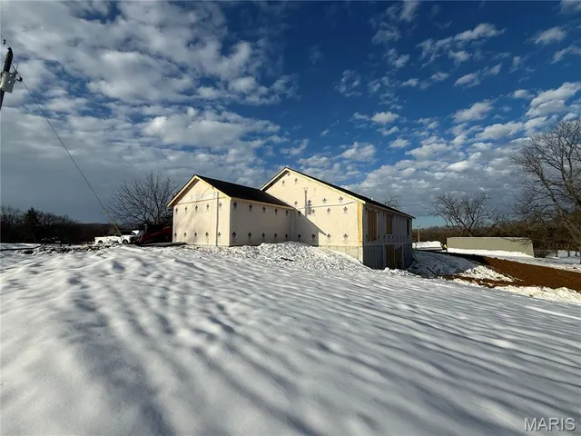 $359,000 | 17620 Highway F Annada Mo 63334 Green, Bowling Green, MO 63334