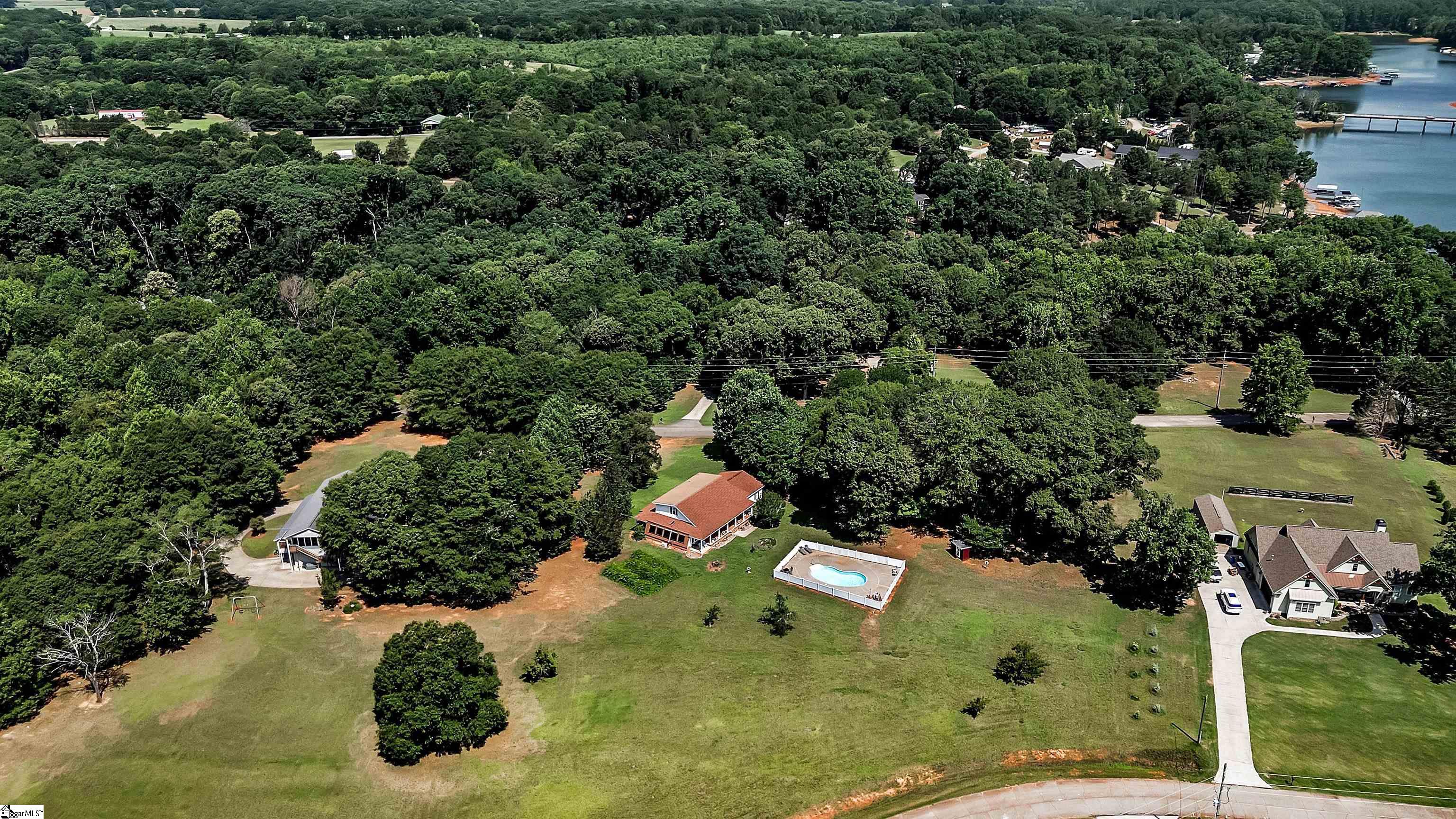 1100 Cherokee Road Townville, SC 29689 - Photo 31 of 34