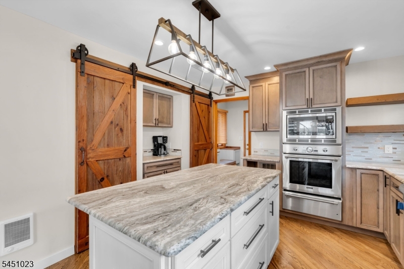 79 Castle Rock Road Lake Hopatcong, NJ 07849 - Photo 11 of 50 Gallery Image 11